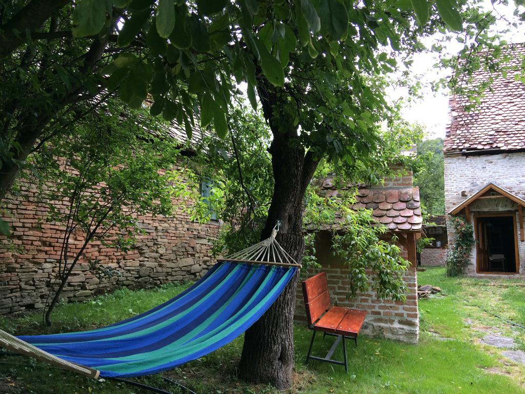 Dominic Boutique - Atelier Guest House Cloasterf ภายนอก รูปภาพ