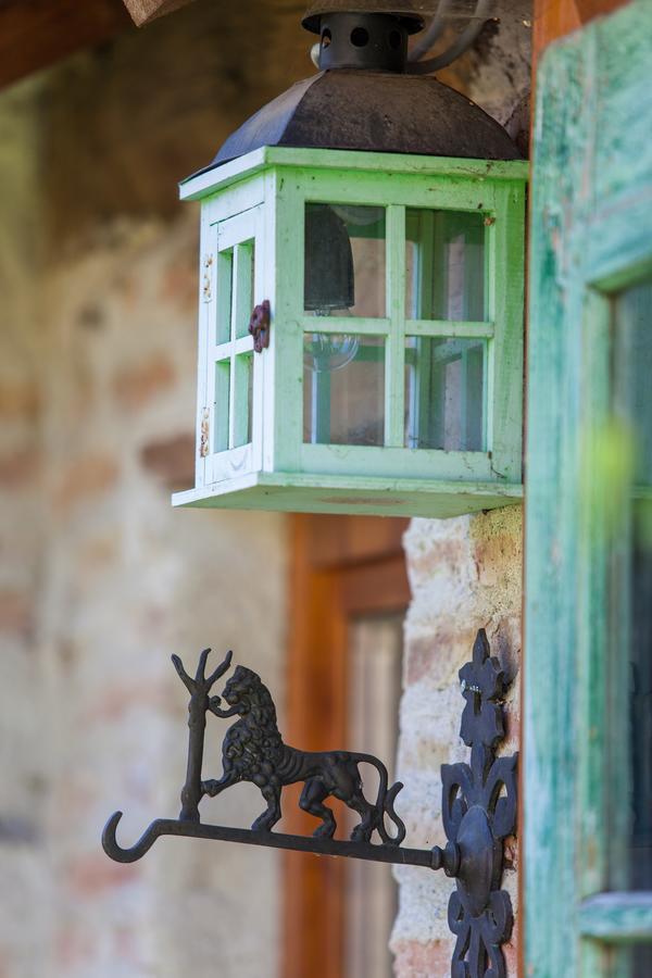 Dominic Boutique - Atelier Guest House Cloasterf ภายนอก รูปภาพ